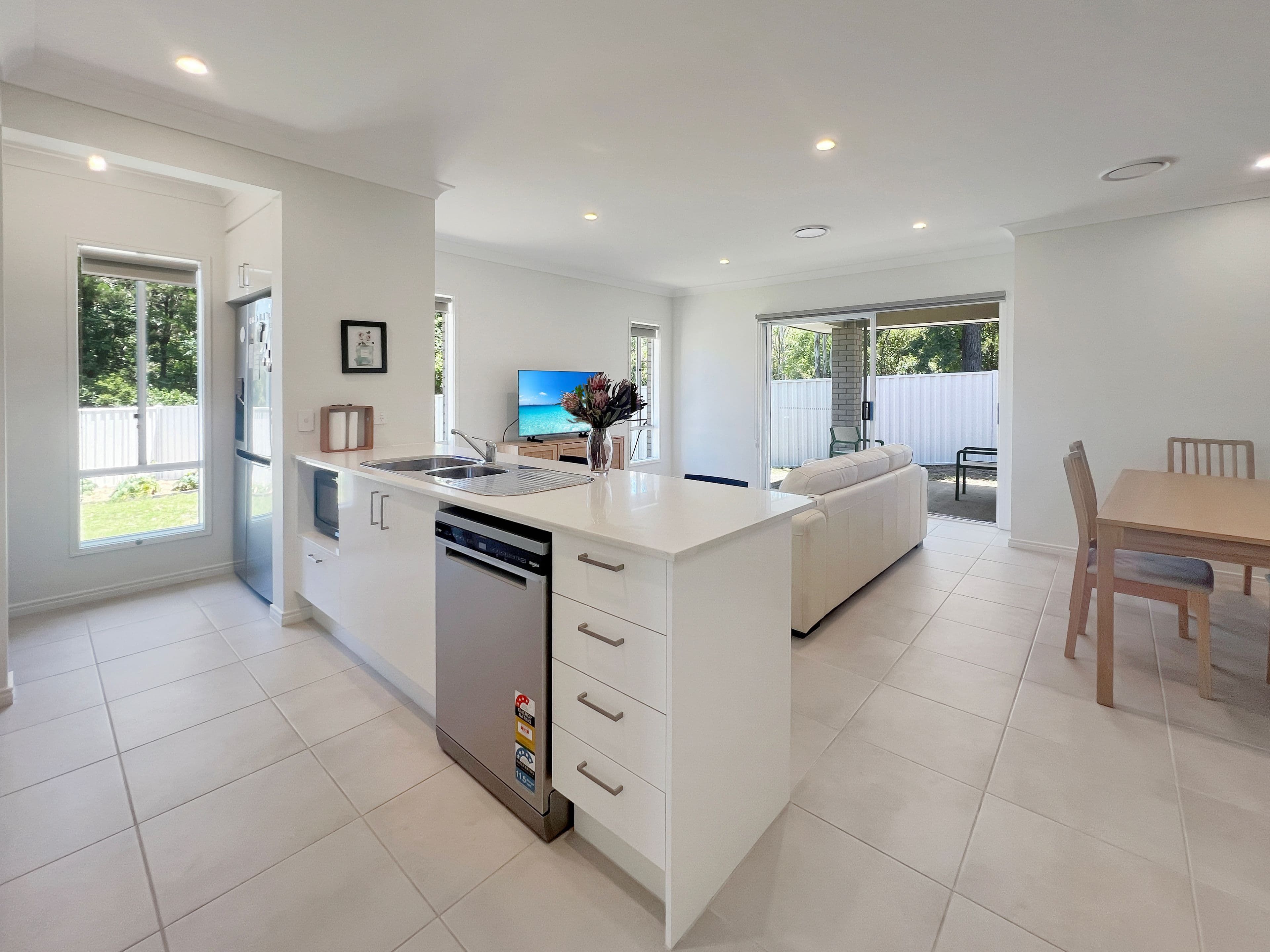 10 Kelly Court, Esk QLD 4312, Esk - Thumbnail 2