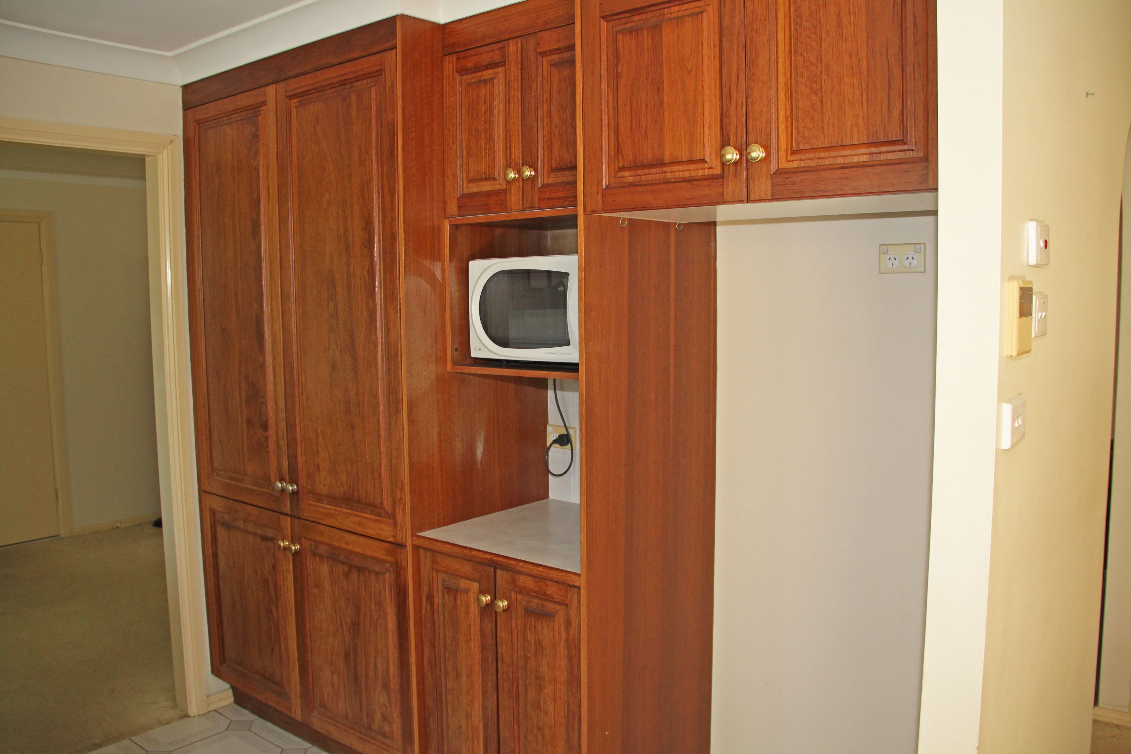 22 Honeysuckle Avenue, Lakewood - Thumbnail 8