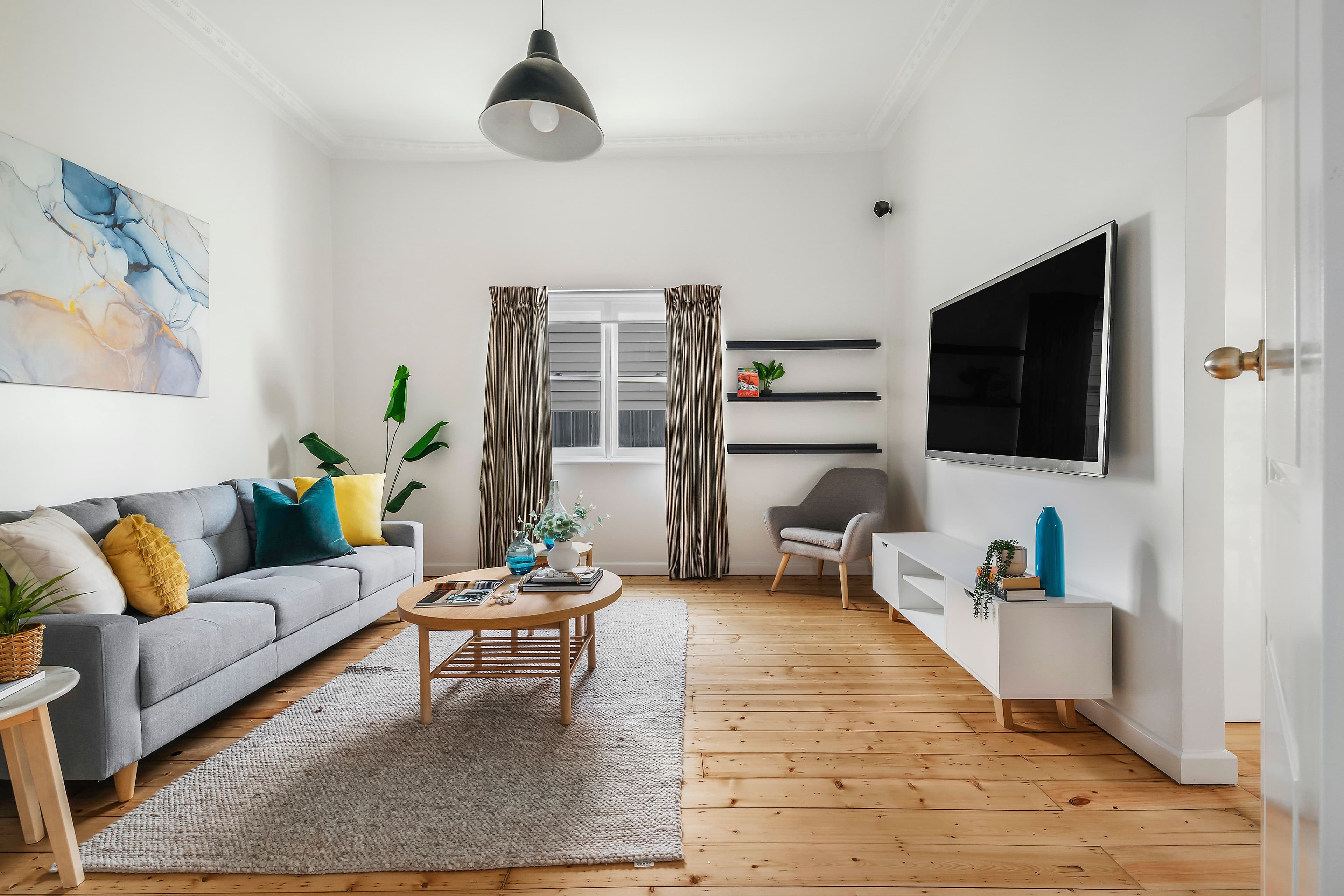2 Molesworth Street, Coburg VIC 3058, Coburg - Thumbnail 2