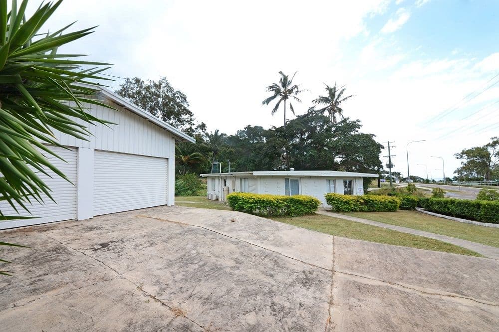 2 Waterson Way, AIRLIE BEACH QLD 4802, Airlie Beach - Thumbnail 3