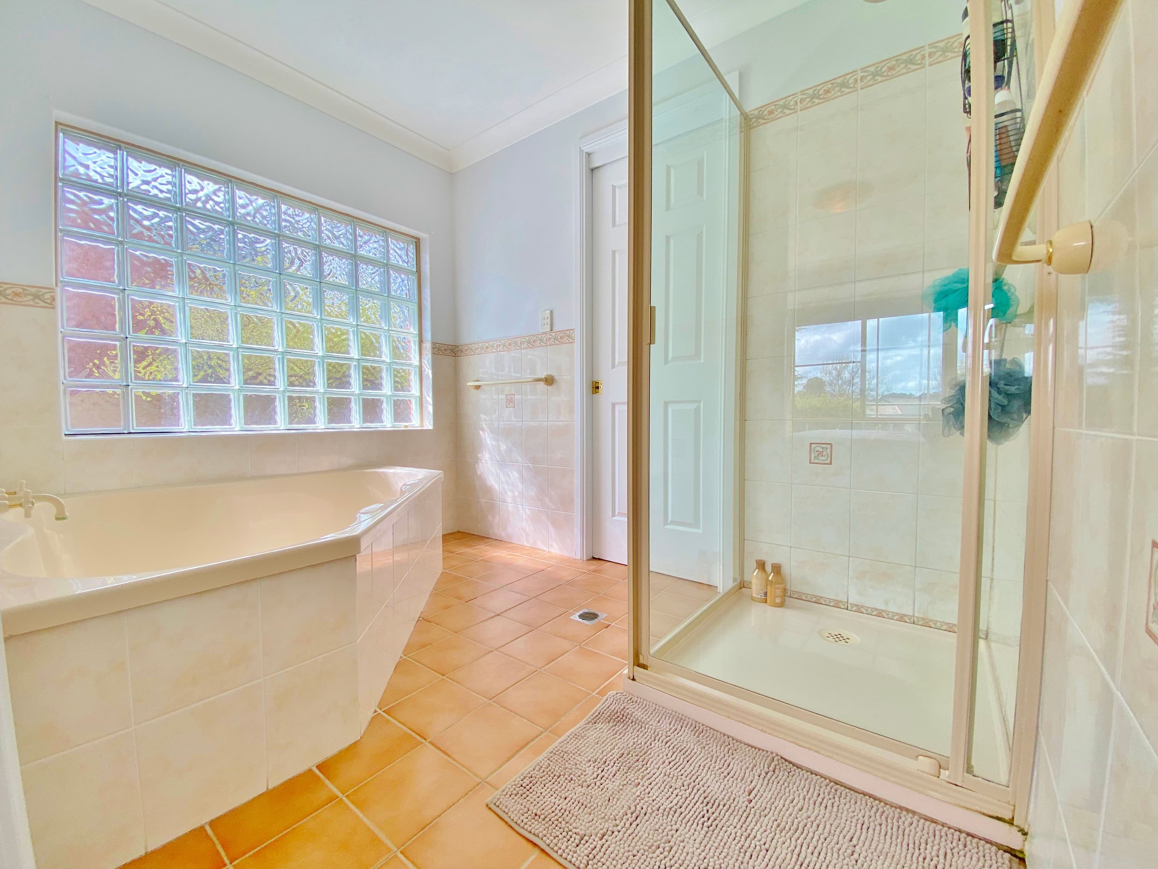 10 Samuel Court, Young NSW 2594, Young - Thumbnail 8