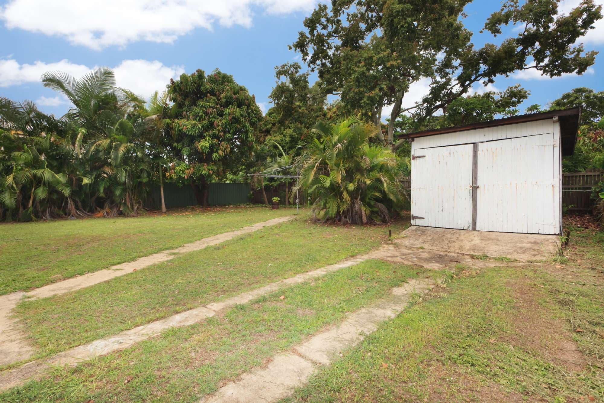 51 Henry Street, WEST END QLD 4810, West End - Thumbnail 3