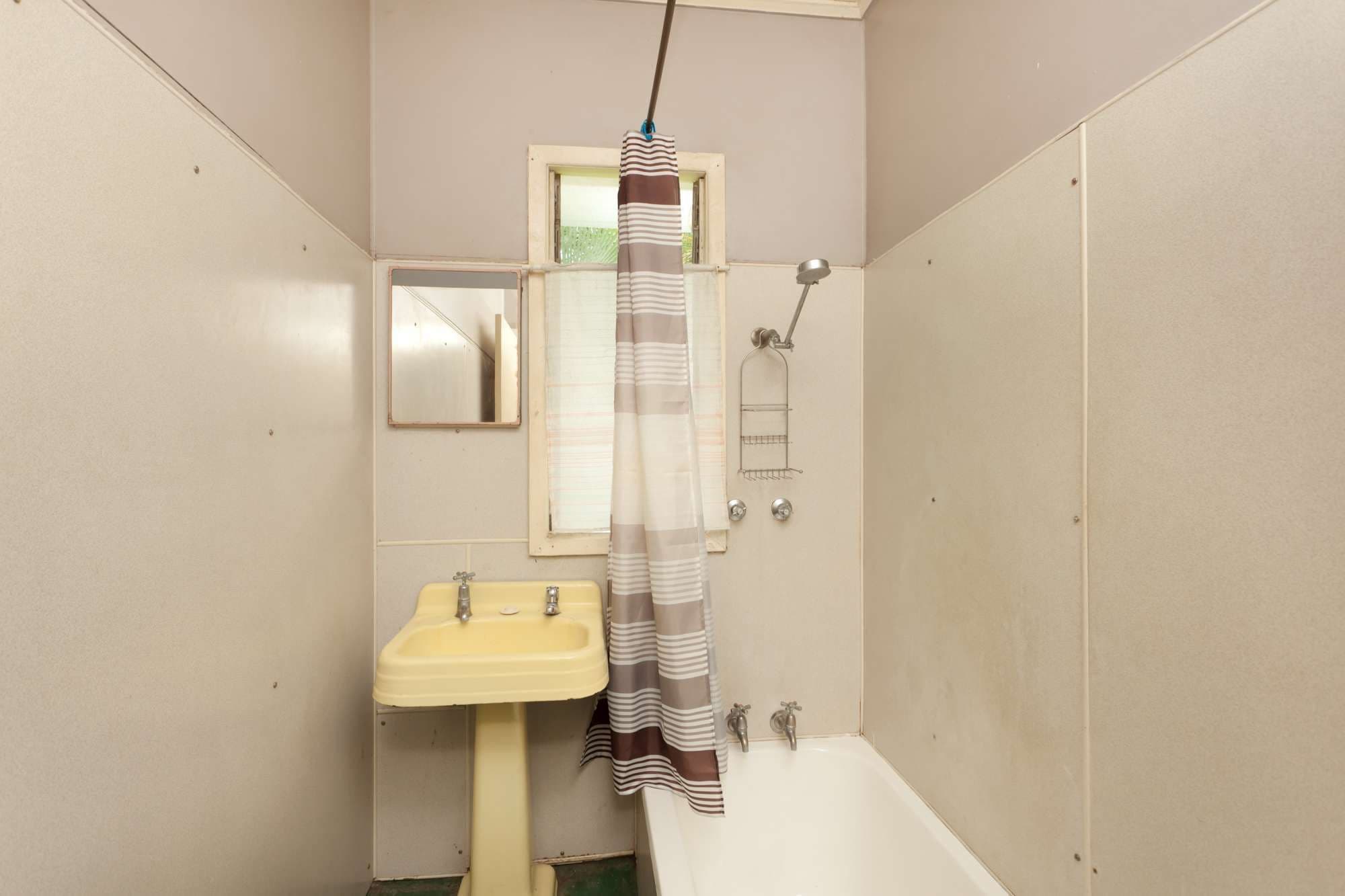 51 Henry Street, WEST END QLD 4810, West End - Thumbnail 6