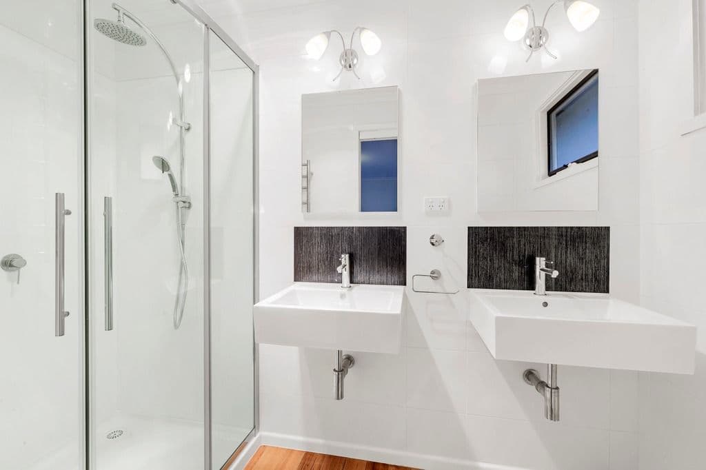 139 Mountain View Road, Briar Hill VIC 3088, Briar Hill - Thumbnail 5