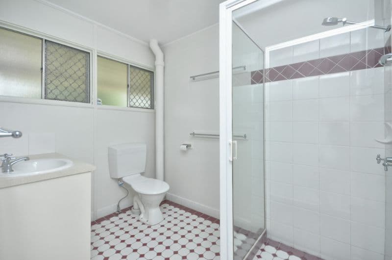 110 McIlwraith Avenue, NORMAN PARK QLD 4170, Norman Park - Thumbnail 5