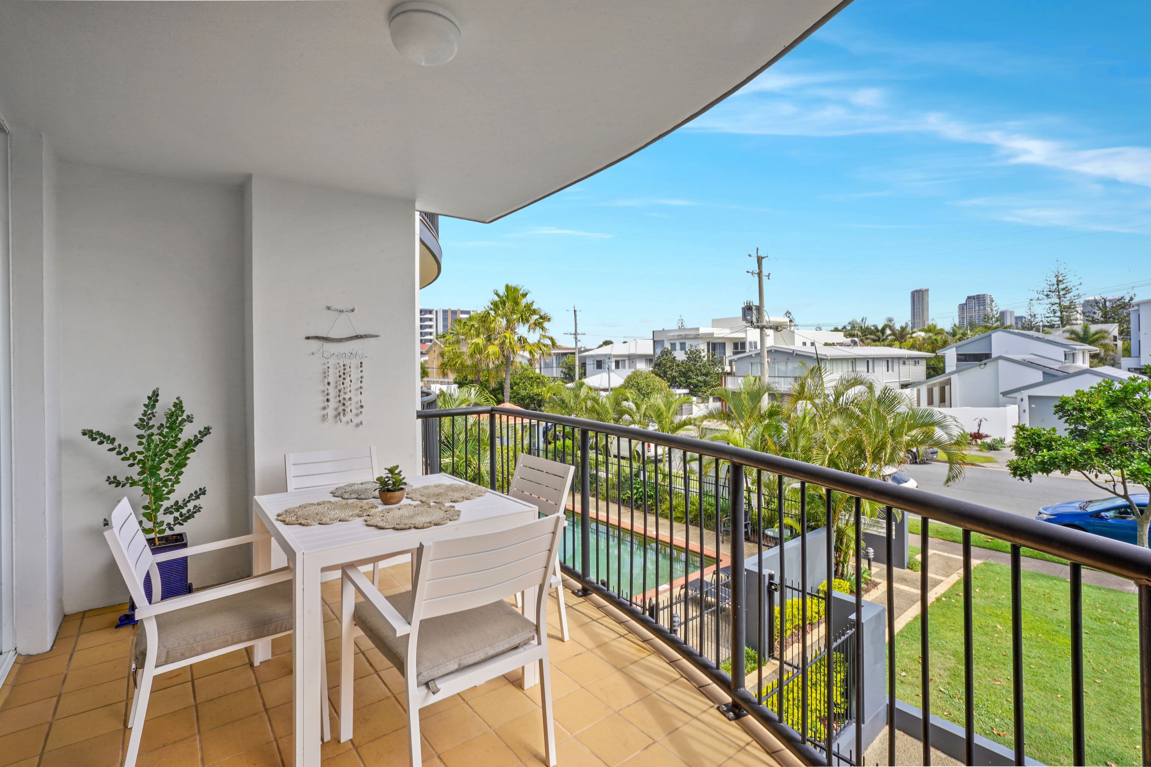 6 Venice Street, Mermaid Beach QLD 4218, Mermaid Beach - Thumbnail 2