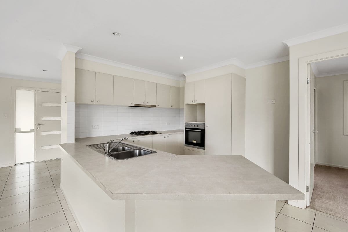 10 Peggy Road, Bellmere QLD 4510, Bellmere - Thumbnail 2