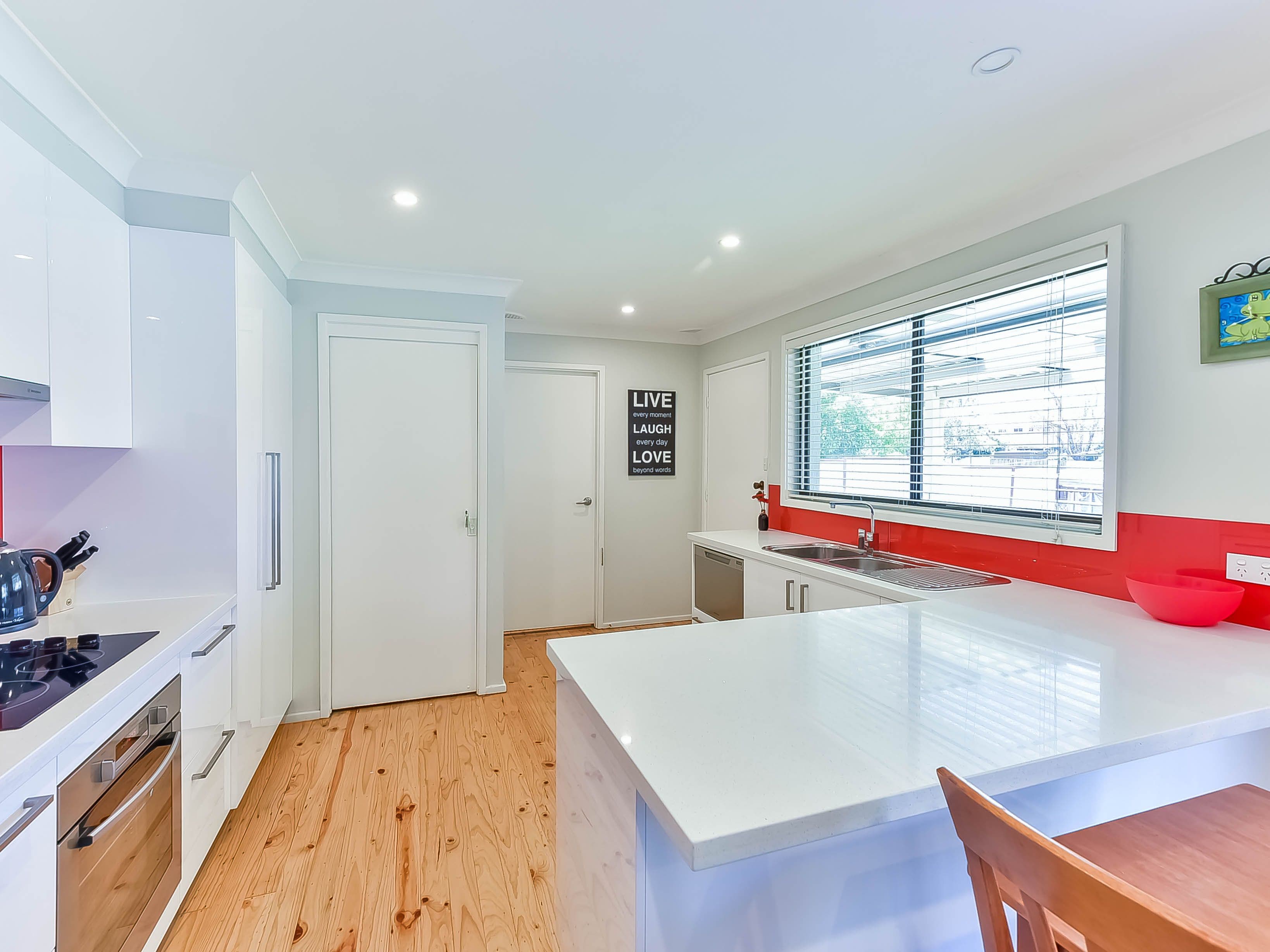 54 Lorikeet Avenue, Ingleburn - Thumbnail 2