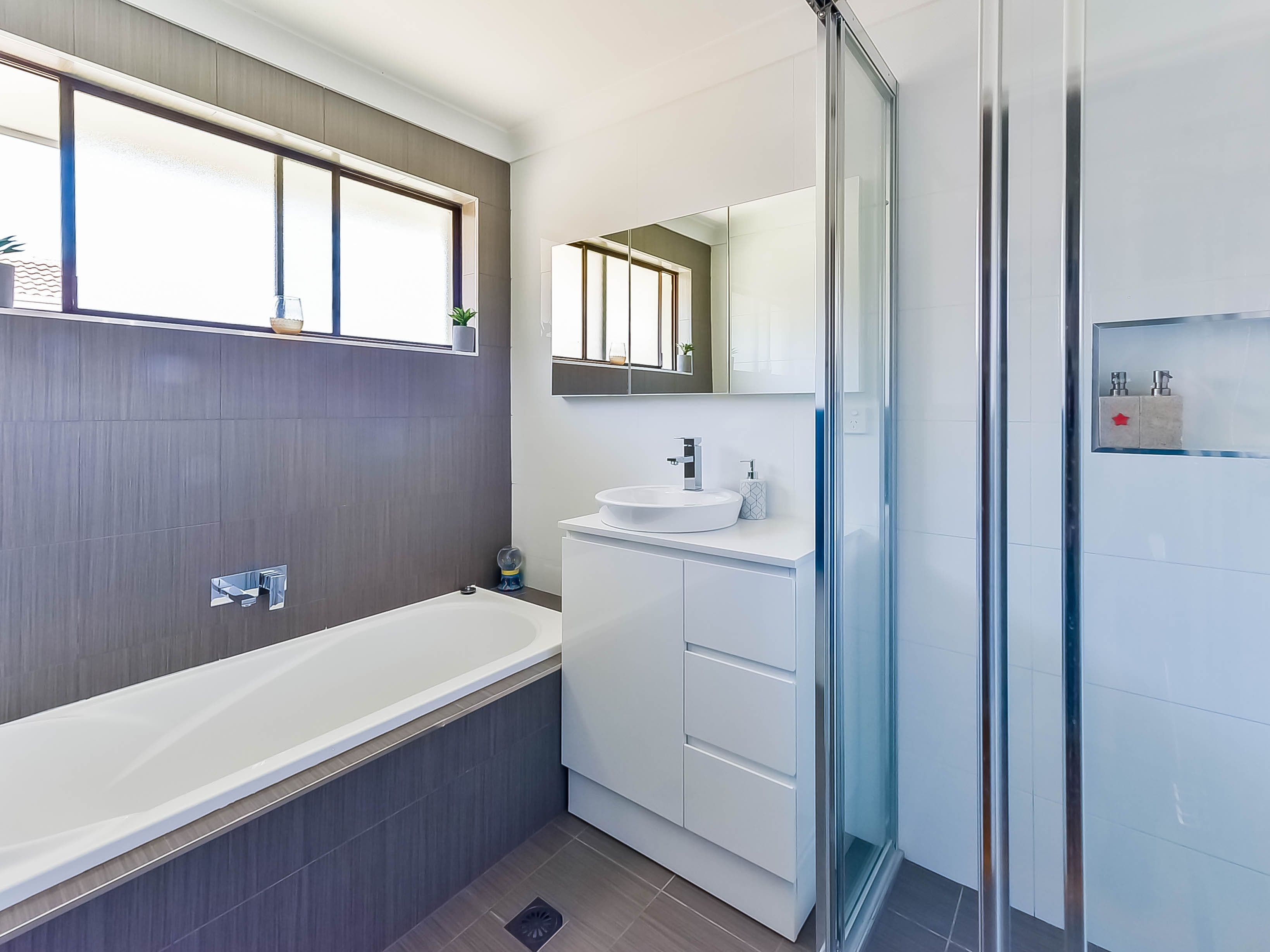 54 Lorikeet Avenue, Ingleburn - Thumbnail 5