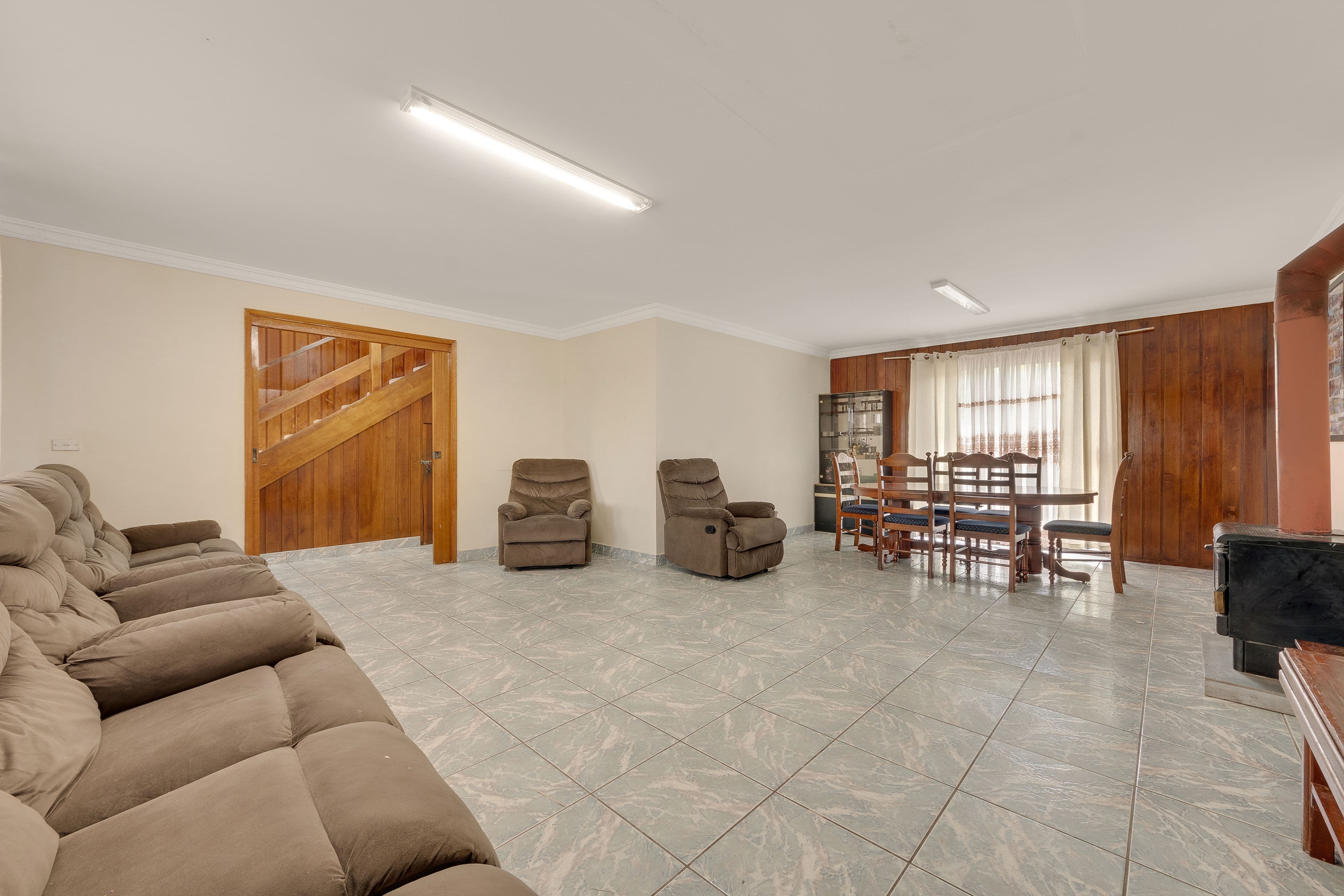 6 Lugarno Avenue, Leumeah - Thumbnail 2
