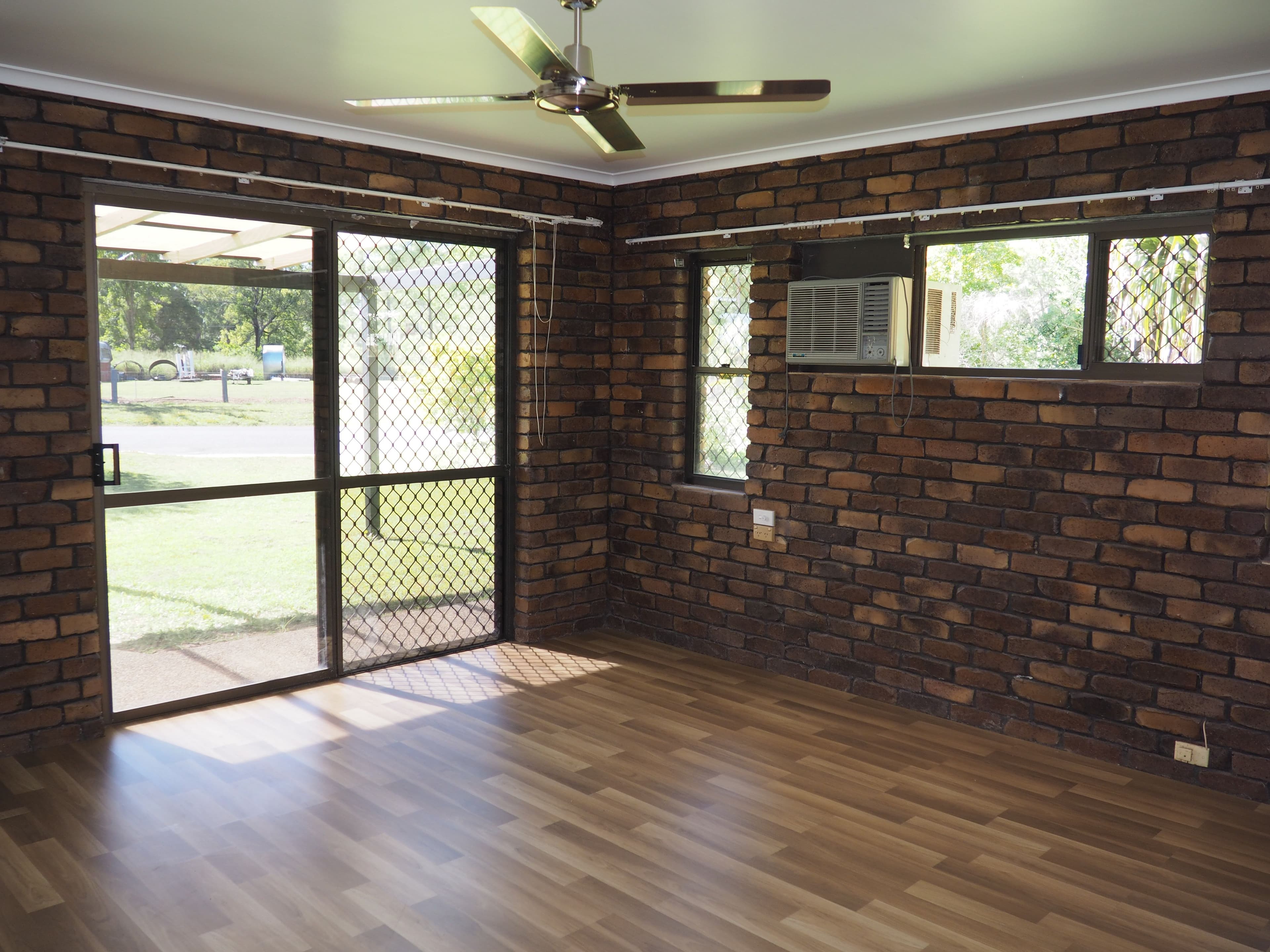 17 - 19 Ross Street, Granville QLD 4650, Granville - Thumbnail 7