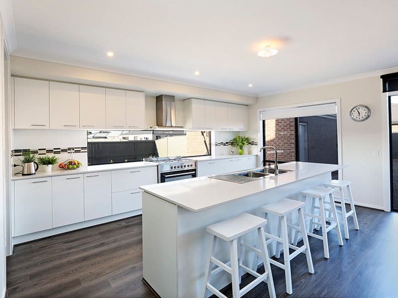 96 Eastlakes Boulevard, Lara VIC 3212, Lara - Thumbnail 3