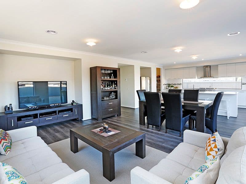 96 Eastlakes Boulevard, Lara VIC 3212, Lara - Thumbnail 5