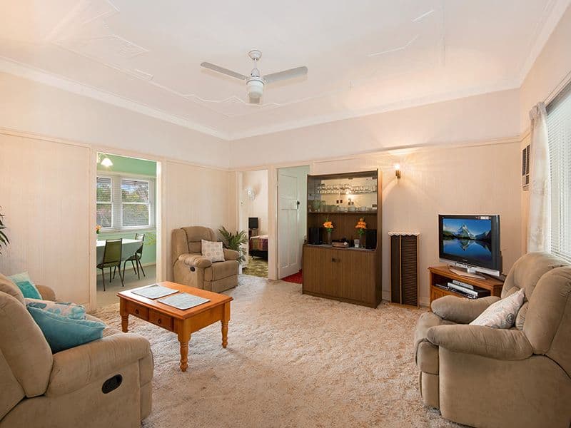 11 Dovedale Crescent, ASHGROVE QLD 4060, Ashgrove - Thumbnail 3
