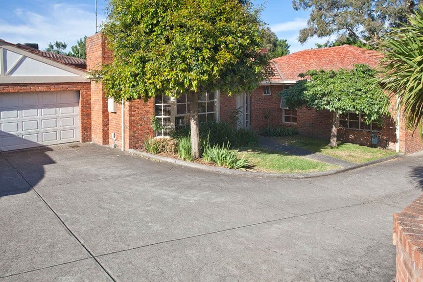 330 Thompsons Road, TEMPLESTOWE LOWER VIC 3107, Templestowe Lower - Image 1