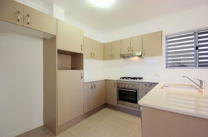 22 Probyn Street, CORINDA QLD 4075, Corinda - Thumbnail 3