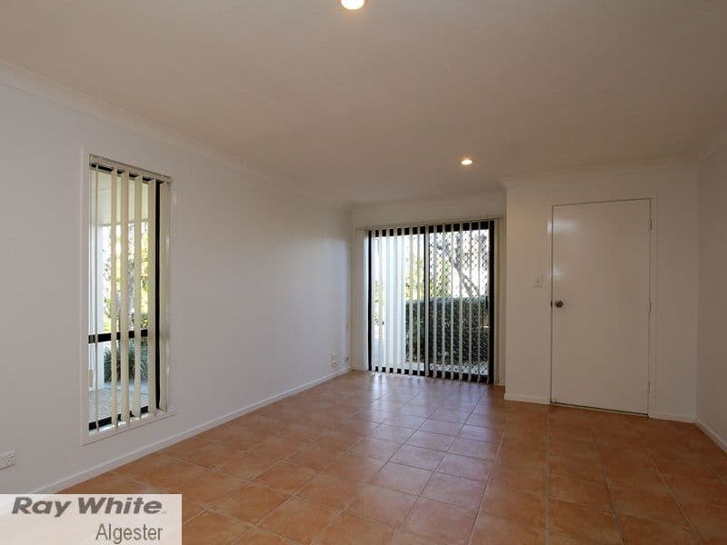 10 Diane Court, CALAMVALE QLD 4116, Calamvale - Thumbnail 2