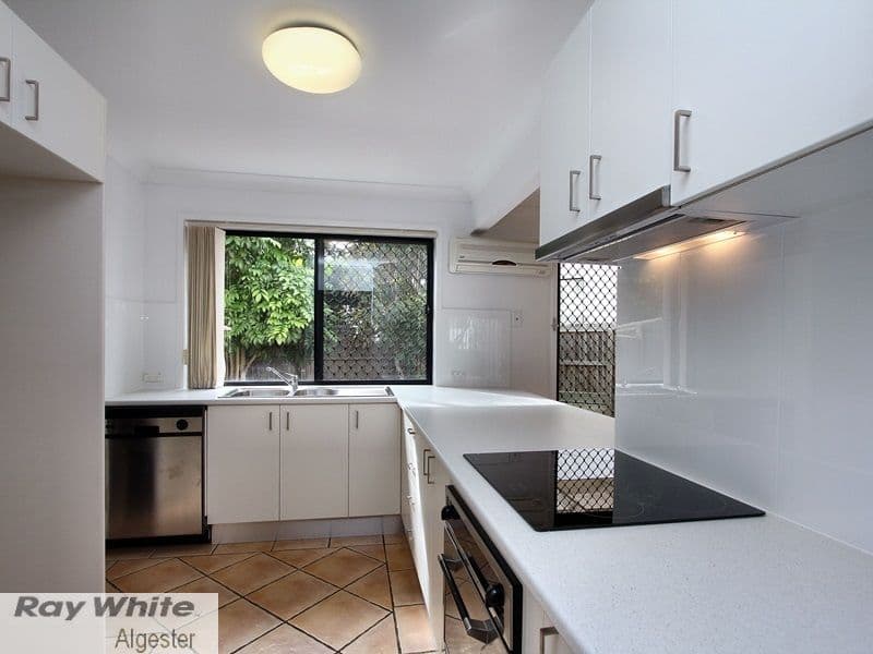 10 Diane Court, CALAMVALE QLD 4116, Calamvale - Thumbnail 3