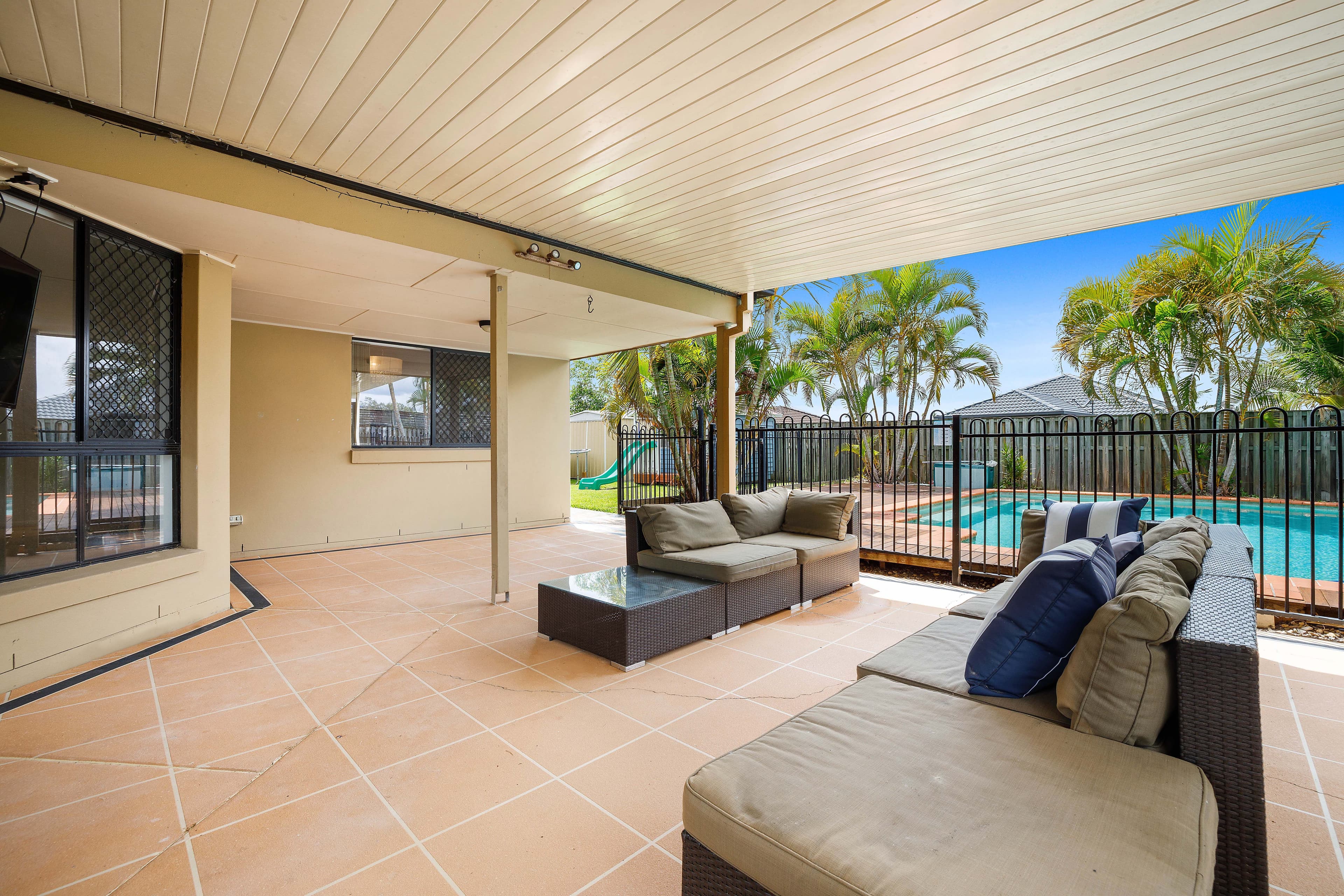5 Robinia Court, Robina QLD 4226, Robina - Thumbnail 3