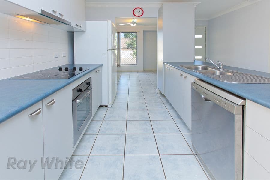 6 Marigold Close, SPRINGFIELD LAKES QLD 4300, Springfield Lakes - Thumbnail 5