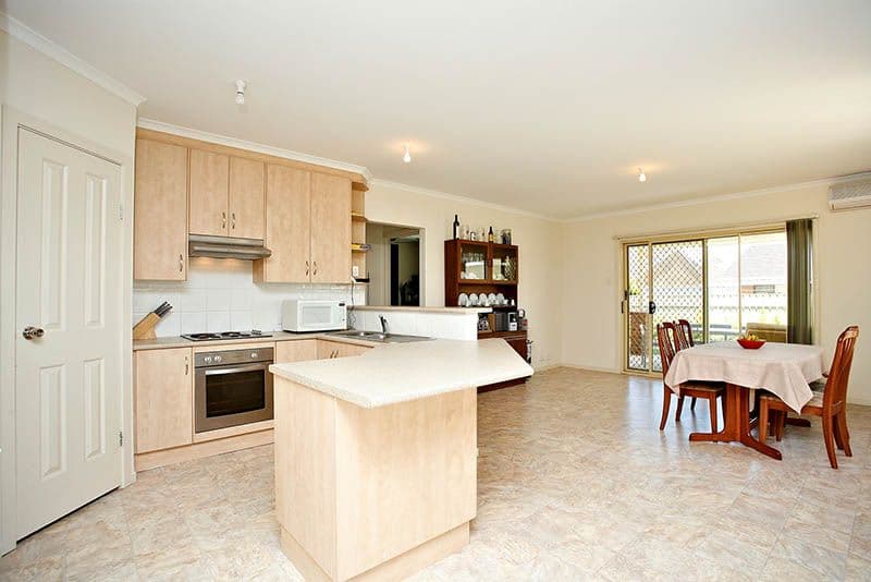 70 Valepark Drive, Donvale, VIC 3111, Donvale - Thumbnail 3