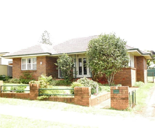 9 Drayton Road, HARRISTOWN QLD 4350, Harristown - Image 1