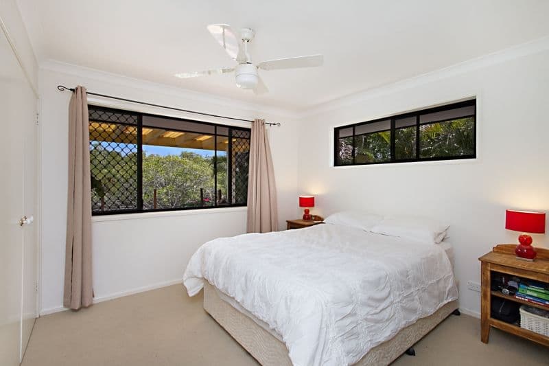 4 Cyclades Crescent, CURRUMBIN WATERS QLD 4223, Currumbin Waters - Thumbnail 7