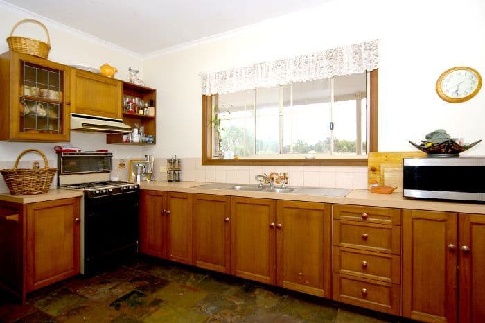 109 Burnside Road, BANNOCKBURN VIC 3331, Bannockburn - Thumbnail 2