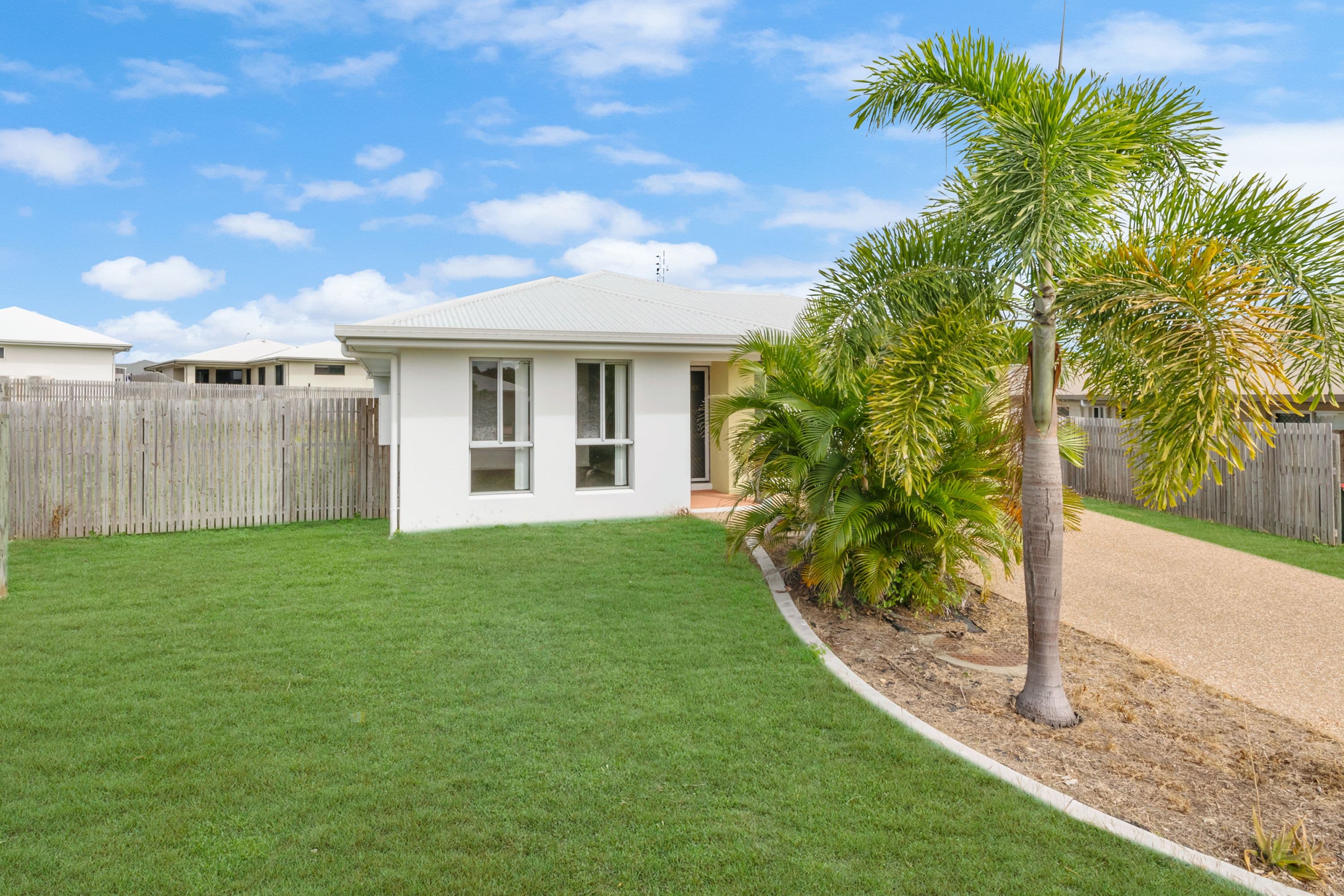 19 Hinton Court, Deeragun QLD 4818, Deeragun - Thumbnail 2