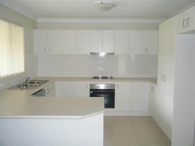 11 Bayridge Heights Drive, Nikenbah QLD 4655, Nikenbah - Thumbnail 2