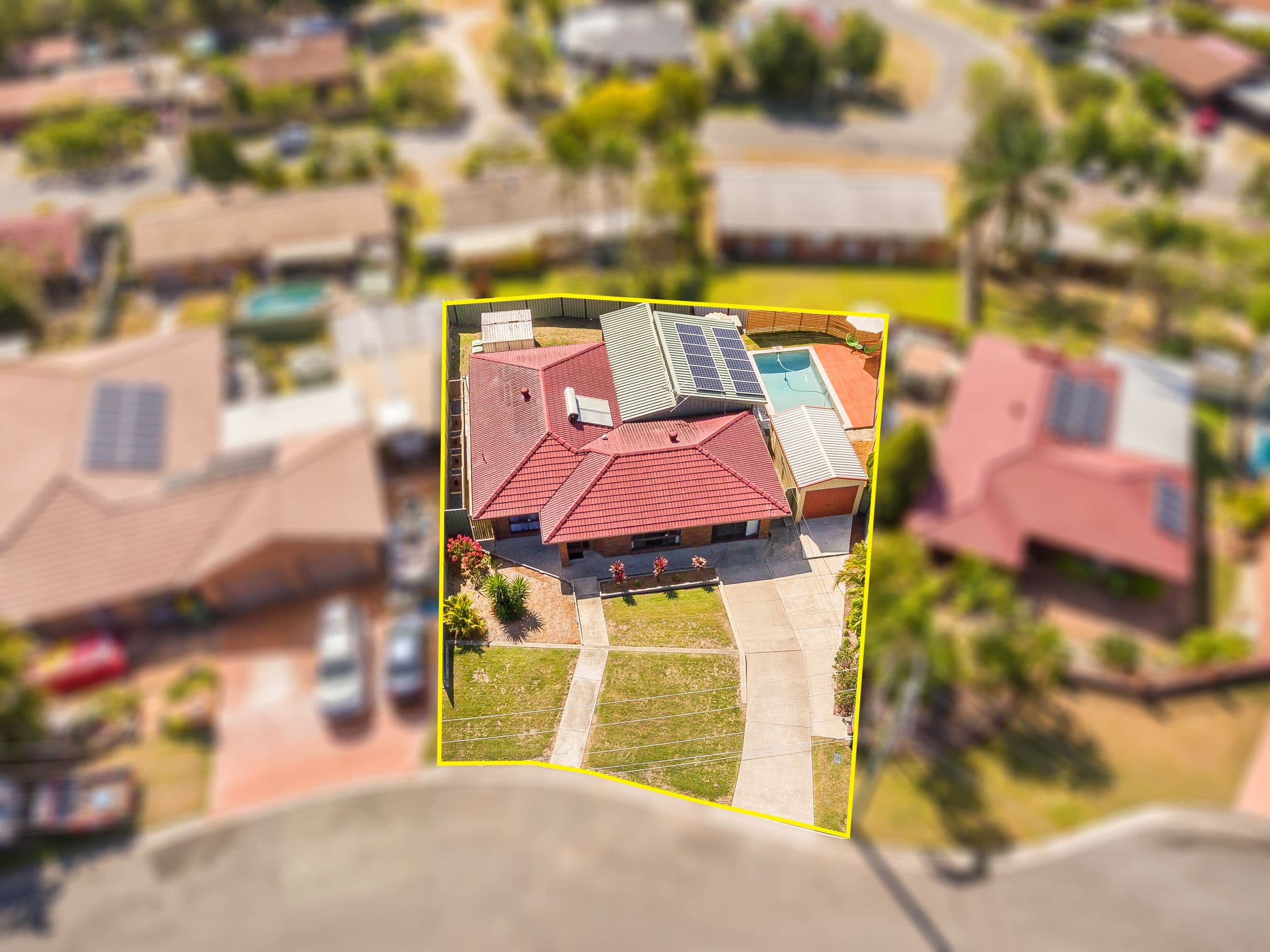 10 Lintrose Court, Edens Landing QLD 4207, Edens Landing - Image 1