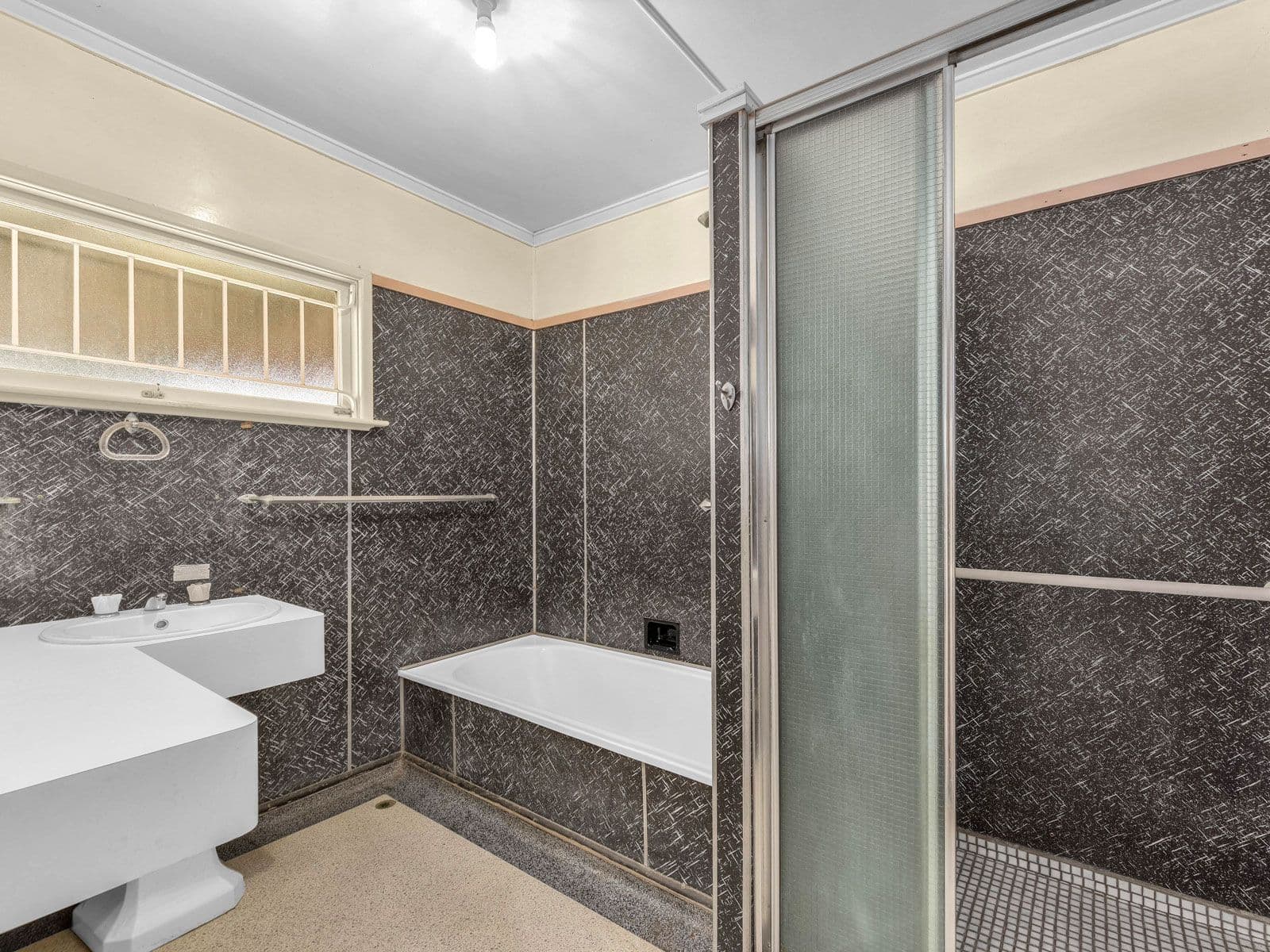 15 Cunard Street, Holland Park QLD 4121, Holland Park - Thumbnail 3