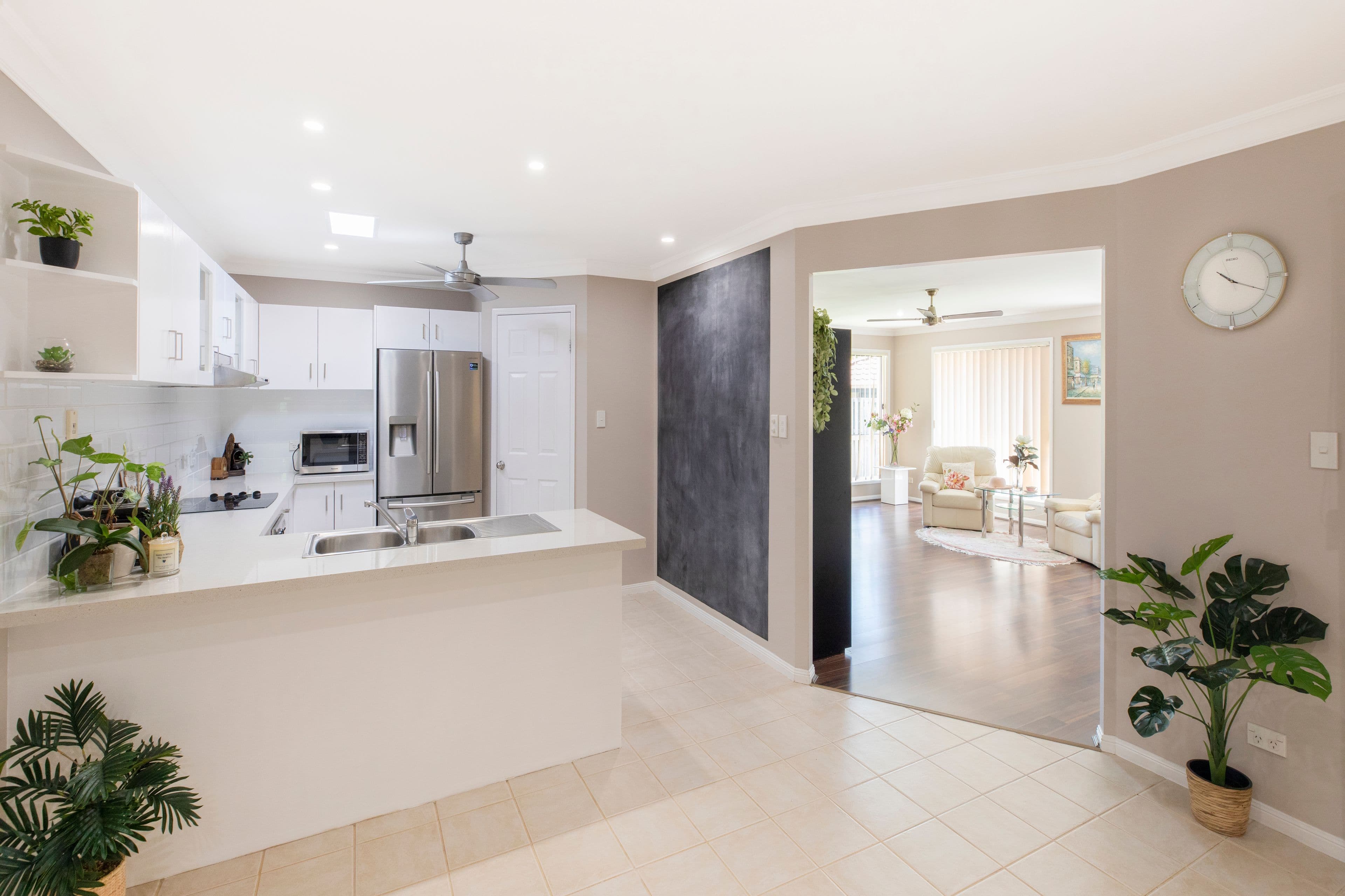 18 Broxbourne Place, Oxenford QLD 4210, Oxenford - Thumbnail 5
