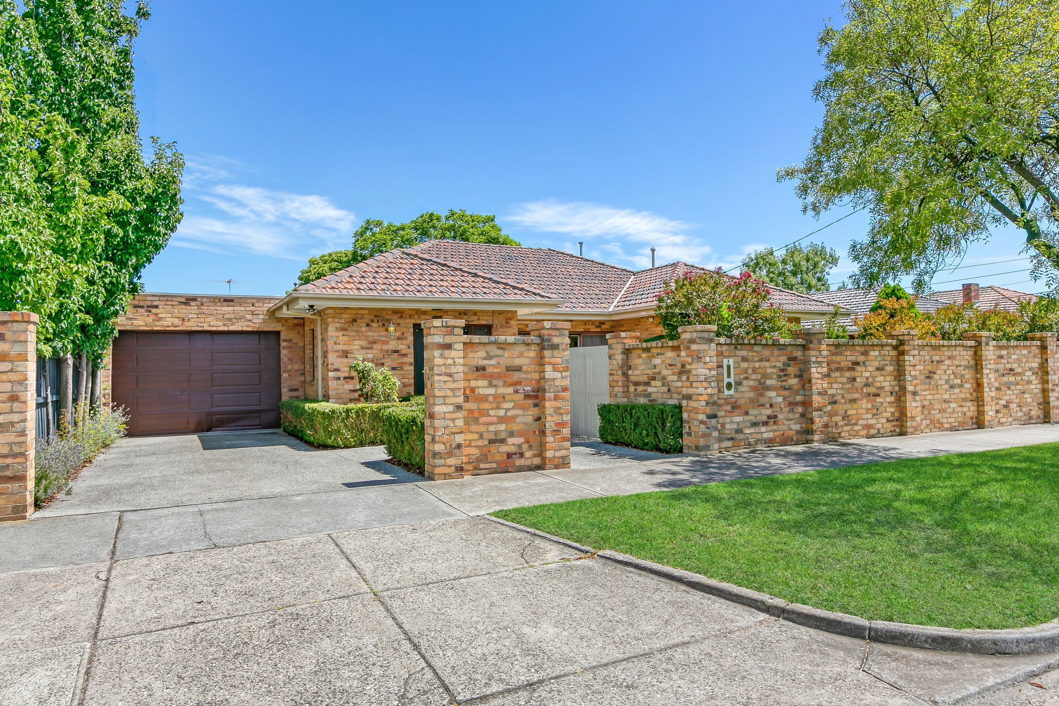 3 Daventry Street, Reservoir VIC 3073, Reservoir - Thumbnail 2