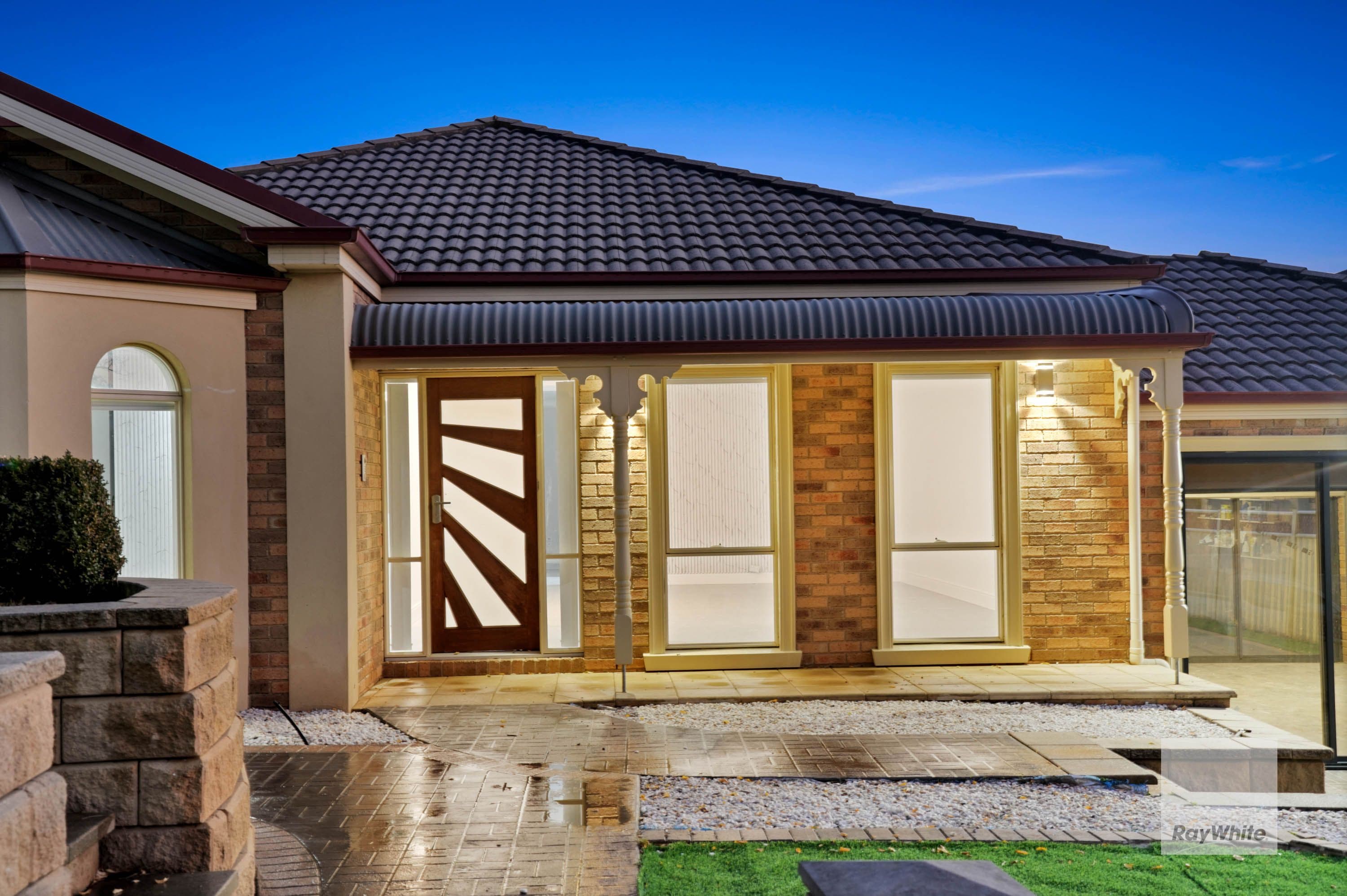 6 Langbourne Court, Greenvale VIC 3059, Greenvale - Thumbnail 2
