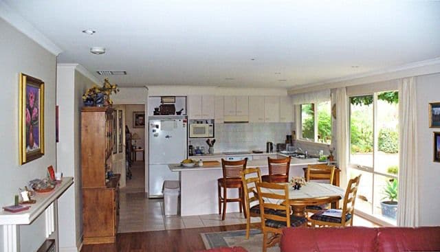2 Nicholson Crescent, LILYDALE VIC 3140, Lilydale - Thumbnail 6