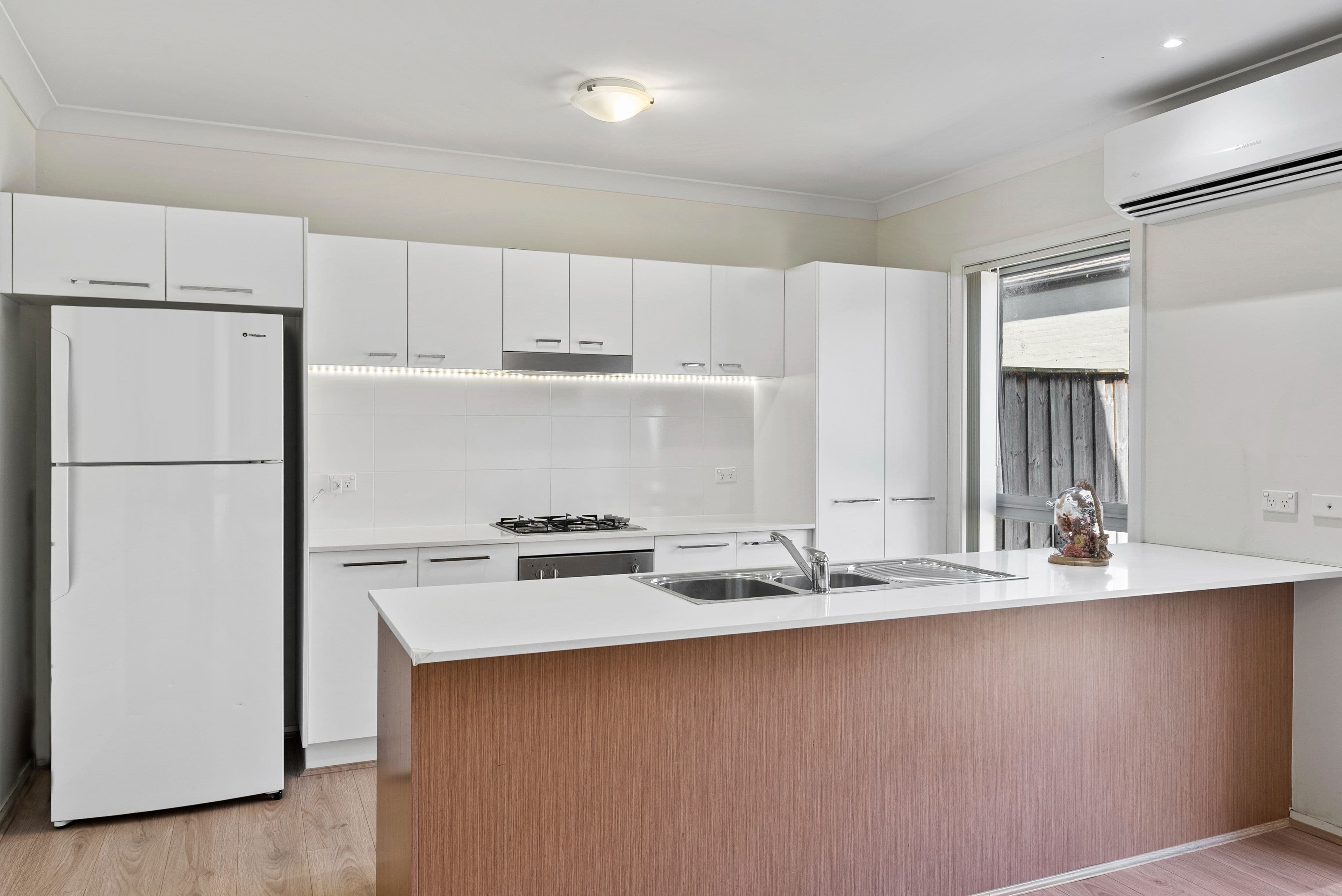 54 Mcintyre Circuit, Middleton Grange NSW 2171, Middleton Grange - Thumbnail 5