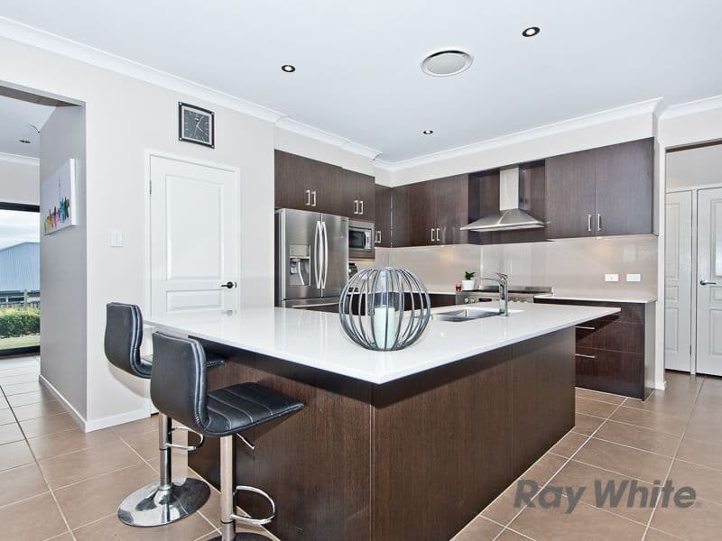 97 Cootharaba Crescent, Warner QLD 4500, Warner - Thumbnail 3