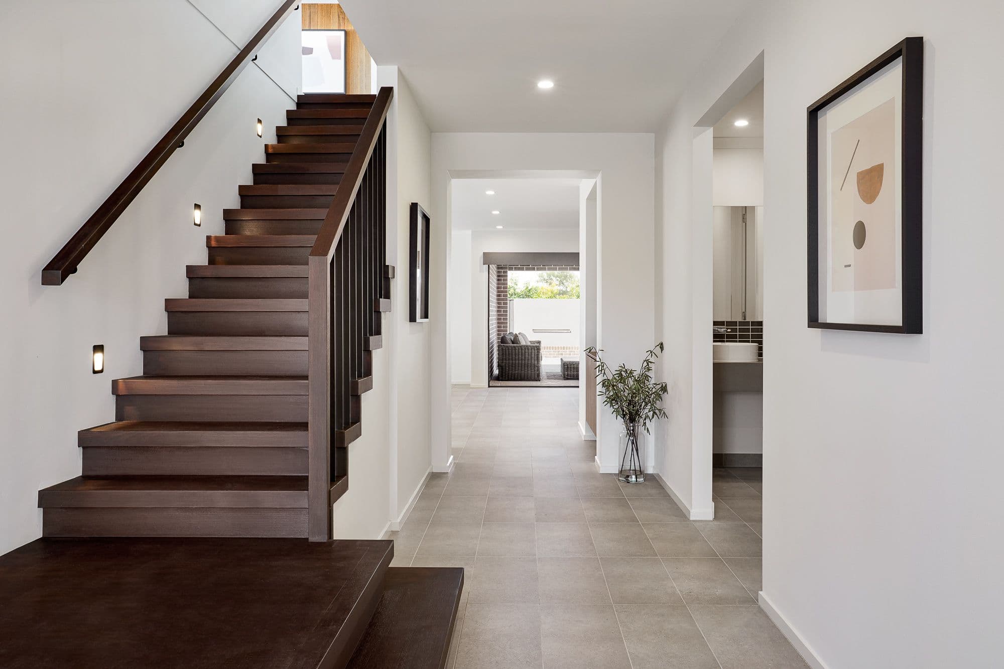 8 Irvine Rise, Werribee VIC 3030, Werribee - Thumbnail 3