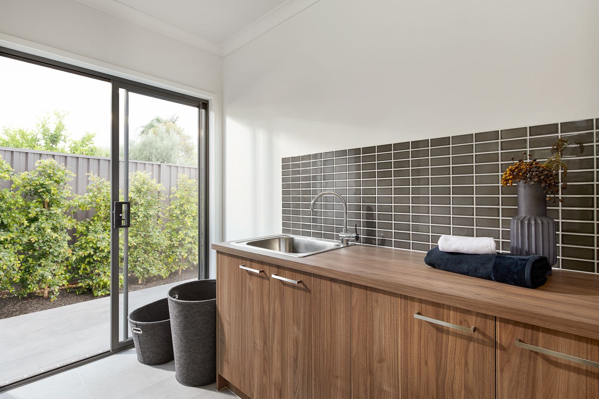 8 Irvine Rise, Werribee VIC 3030, Werribee - Thumbnail 5