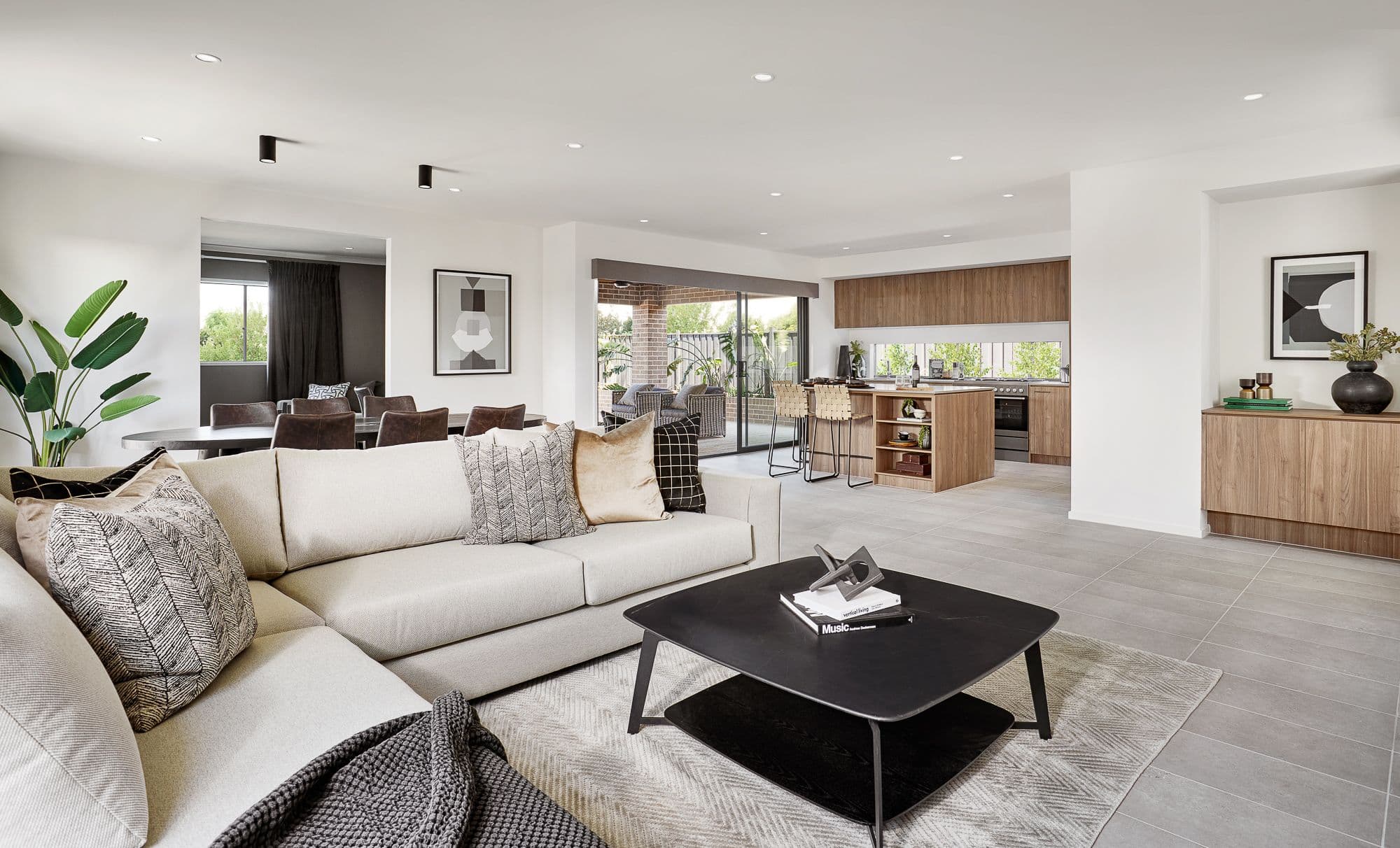 8 Irvine Rise, Werribee VIC 3030, Werribee - Thumbnail 7