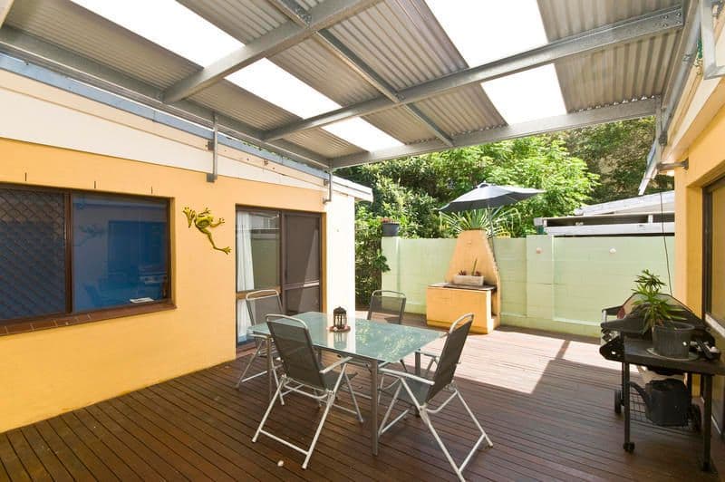 54 Petrel Avenue, MERMAID BEACH QLD 4218, Mermaid Beach - Thumbnail 3