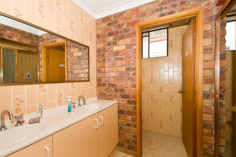 54 Petrel Avenue, MERMAID BEACH QLD 4218, Mermaid Beach - Thumbnail 7