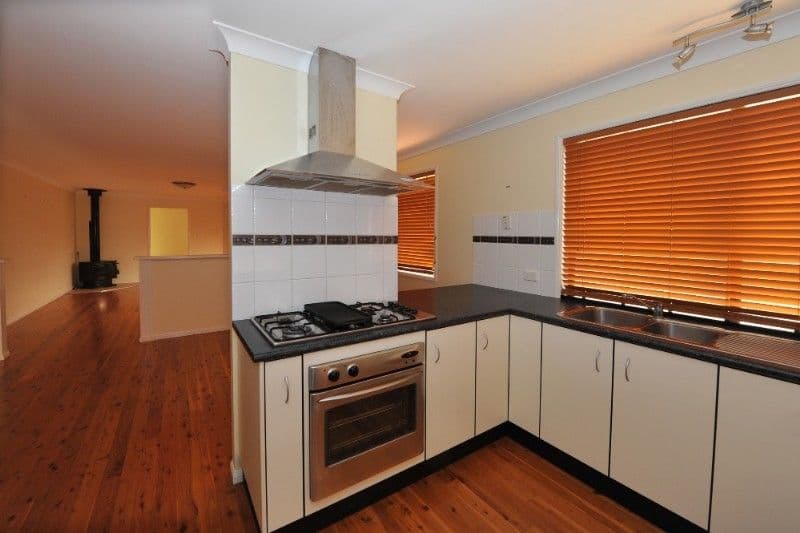 9 Conquest Court, WILSONTON QLD 4350, Wilsonton - Thumbnail 2