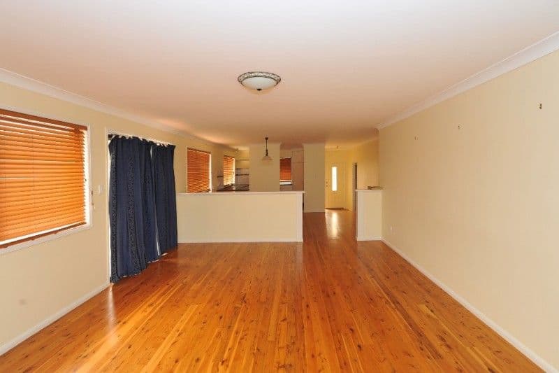 9 Conquest Court, WILSONTON QLD 4350, Wilsonton - Thumbnail 4