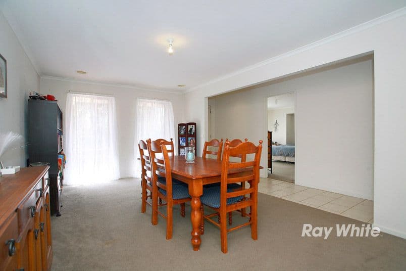 91 Scotsdale Drive, CRANBOURNE EAST VIC 3977, Cranbourne East - Thumbnail 2