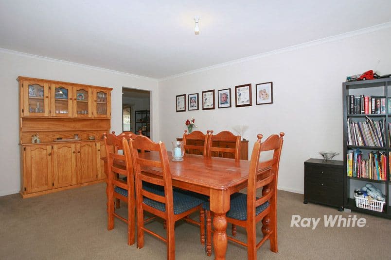91 Scotsdale Drive, CRANBOURNE EAST VIC 3977, Cranbourne East - Thumbnail 5