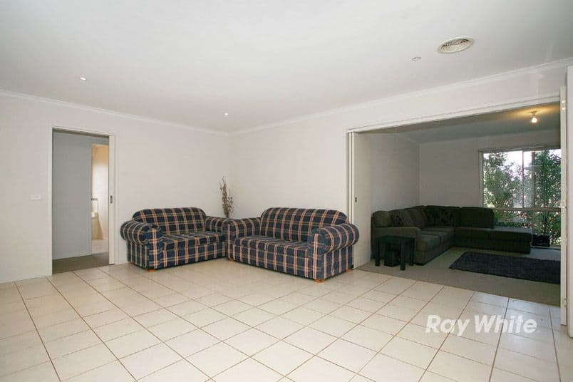 91 Scotsdale Drive, CRANBOURNE EAST VIC 3977, Cranbourne East - Thumbnail 8