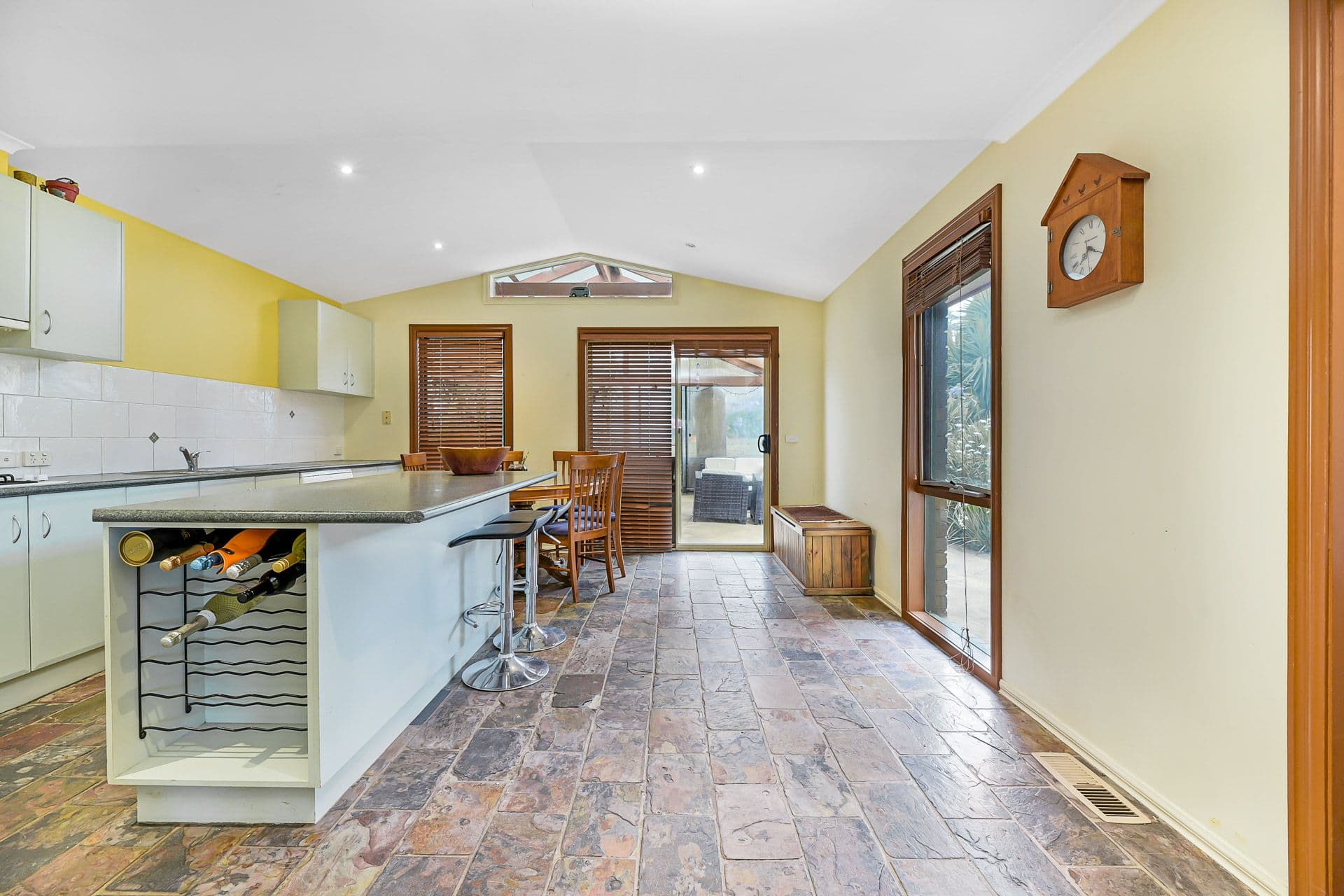 25 Ponto Court, Endeavour Hills VIC 3802, Endeavour Hills - Thumbnail 7