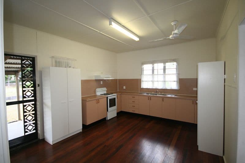 114 Kroombit Street, BILOELA QLD 4715, Biloela - Thumbnail 3
